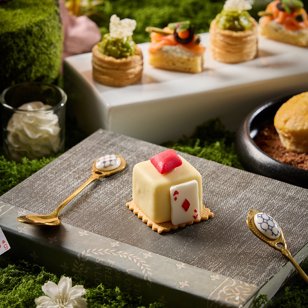 afternoon-tea_alice-x-journal_1